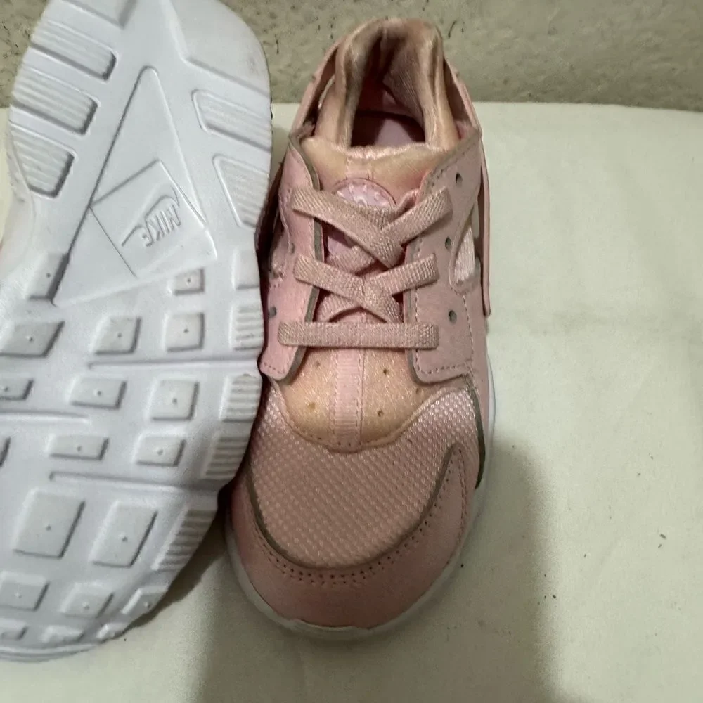 Nike Huarache 859592 Pink Sz 10C
